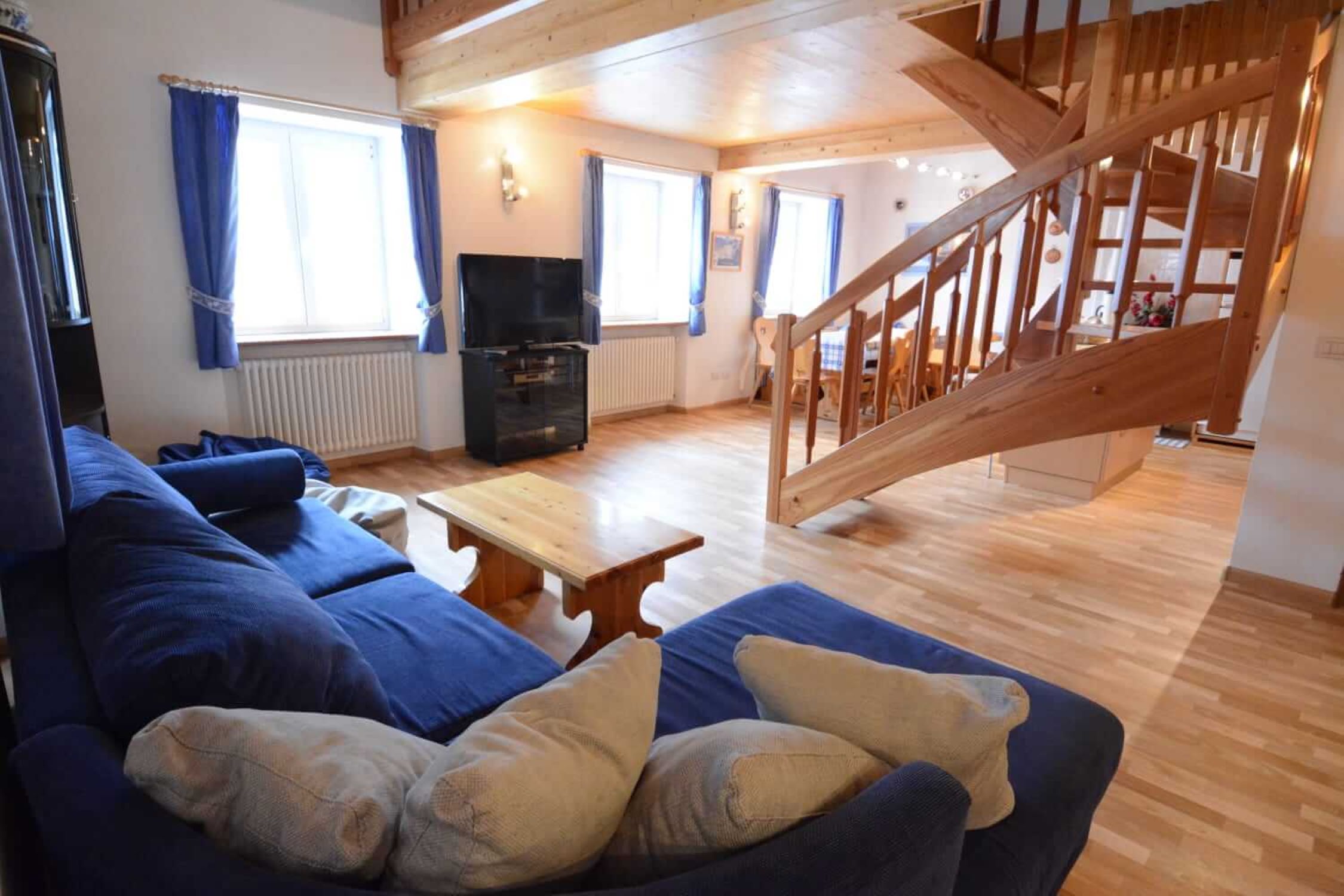 Living area - 4 rooms apartment for 8 persons