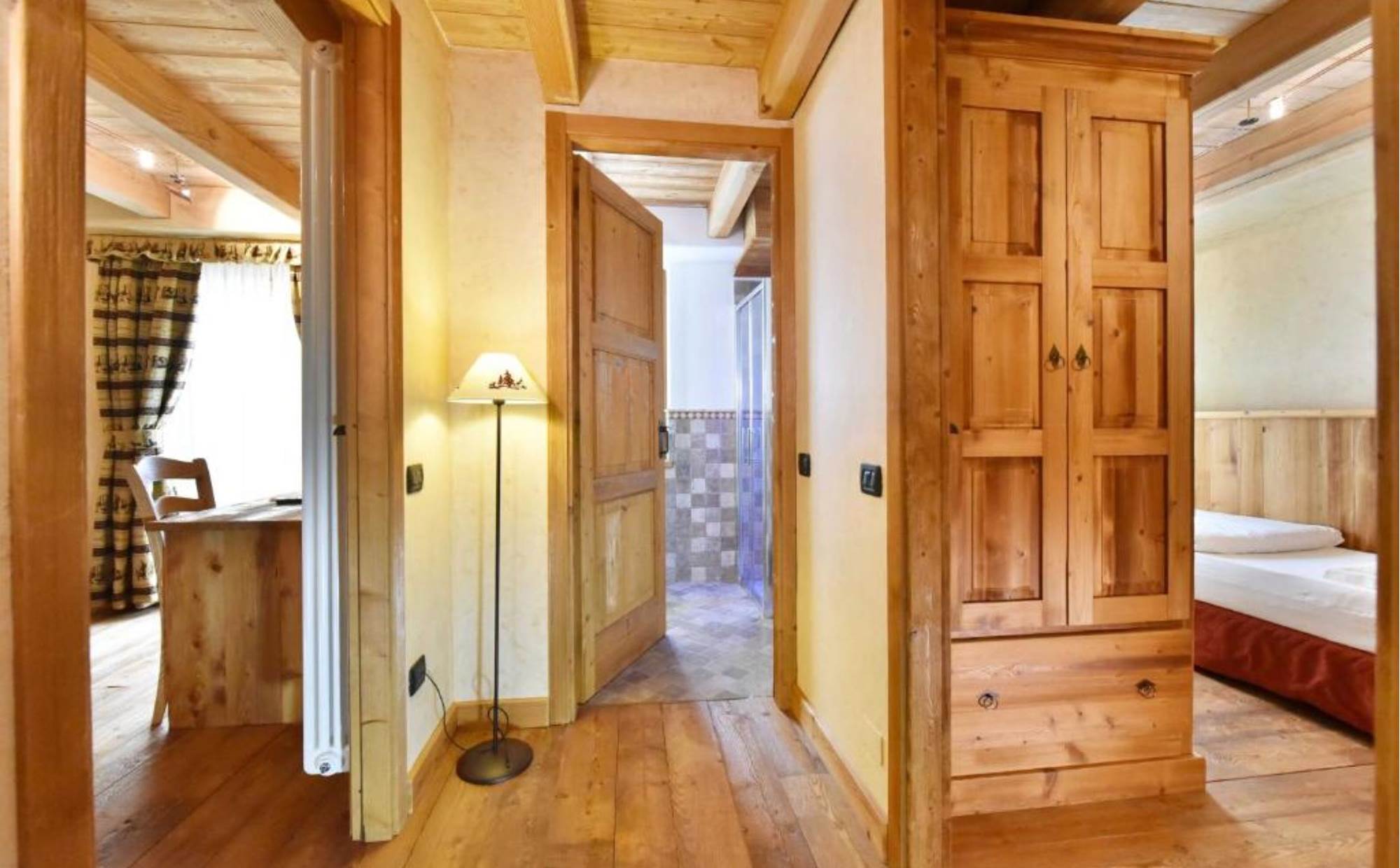 Family room 4-person